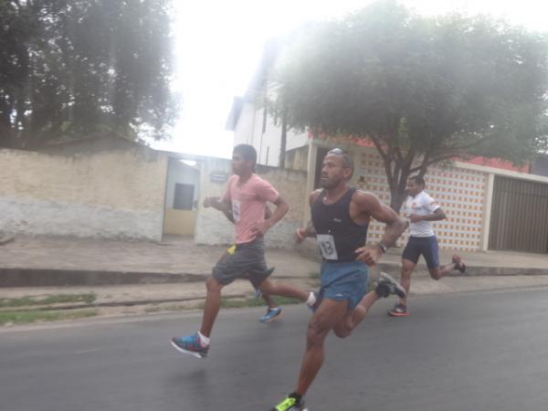 3&ordm; BPM realizou 17&ordf; edi&ccedil;&atilde;o da Corrida da Fogueira em Floriano.(Imagem:FlorianoNews)