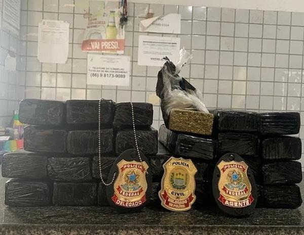 Polícia apreende 18 kg de droga enviada pelos Correios e prende um homem em Pedro II, no Piauí