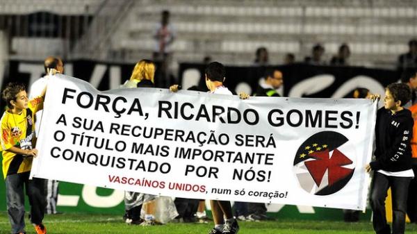 Torcida do Vasco (Imagem: Andr&eacute; Dur&atilde;o / GLOBOESPORTE.COM)