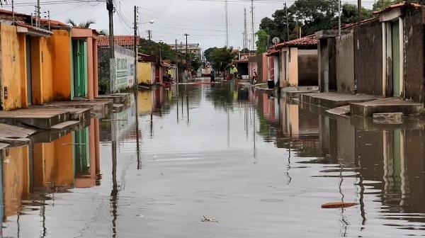 Governo do Piauí cria gabinete de crise para atender regiões afetadas pelas chuvas