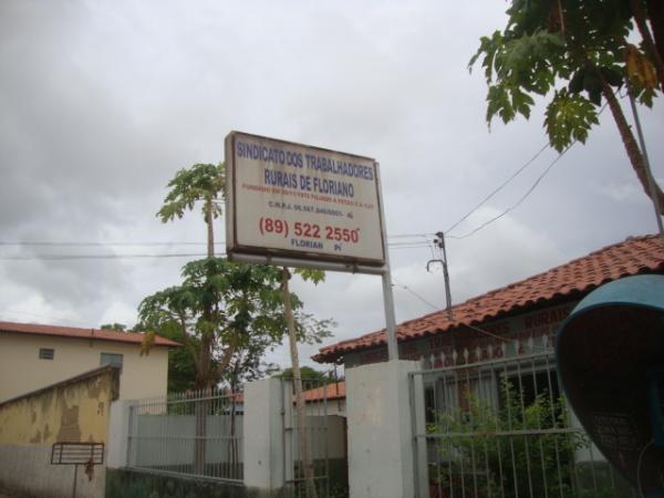 STR de Floriano(Imagem:REDA&Ccedil;&Atilde;O)