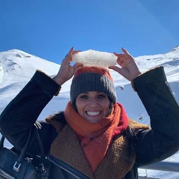 Brasileira encontrada morta em hotel no Chile fazia a primeira viagem sozinha, diz namorado
