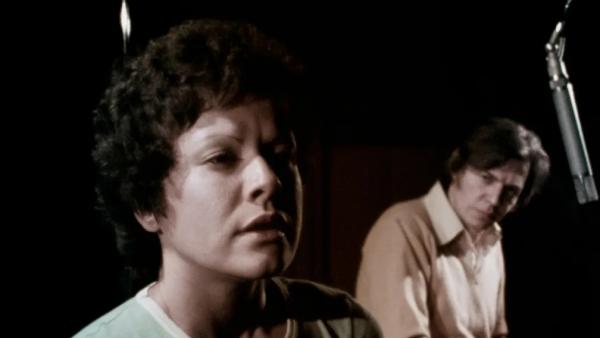 Álbum de Elis Regina com Tom Jobim tem belezas e tensões revitalizadas em filme pautado pela música