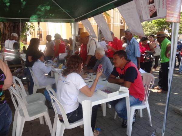 SMS realizou a&ccedil;&otilde;es pelo Dia Mundial de Combate &agrave; Hepatite em Floriano.(Imagem:FlorianoNews)