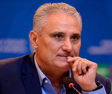 Tite diz "sim" à CBF e acerta detalhes antes da renovação