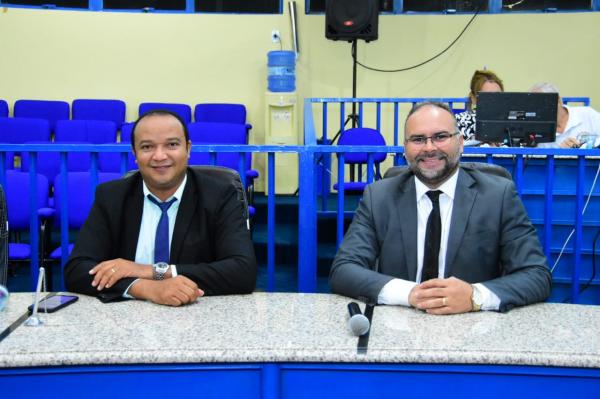 Vereadores encerram as sess&otilde;es do m&ecirc;s de maio com a prova&ccedil;&atilde;o de dezesseis projetos(Imagem:CMF)