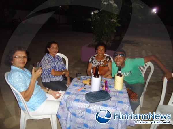 SINTE homenageia os pais com grande festa.(Imagem:FlorianoNews)