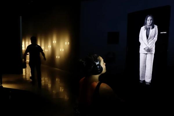 Museu da Língua Portuguesa inaugura mostra inédita e interativa sobre a música brasileira