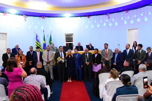 Vereadores de Floriano homenageiam personalidades com título de Cidadania