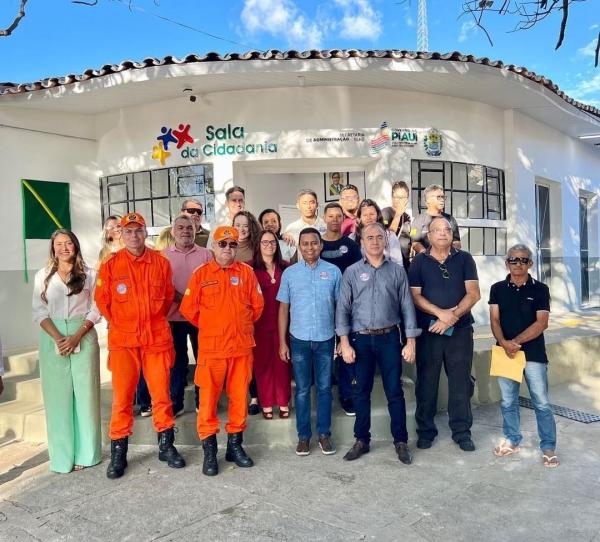 Deputado Francisco Costa participa da inauguração do Instituto de Identificação Digital em Pedro II