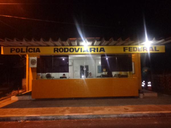 PRF de Floriano registra acidente automobilístico na BR-343