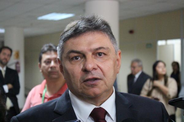 TCE acata pedido e autoriza desbloqueio parcial das contas de Teresina