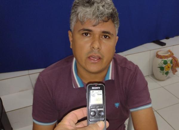 Secretário Flávio Maranhão se reúne com barraqueiros para organização da prainha de Barão de Grajaú