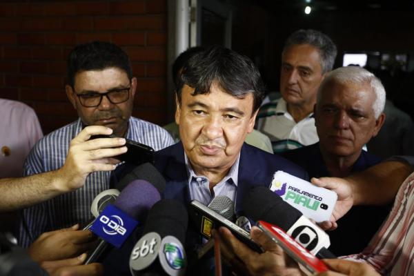 Wellington Dias autoriza acordo entre policiais e órgãos públicos