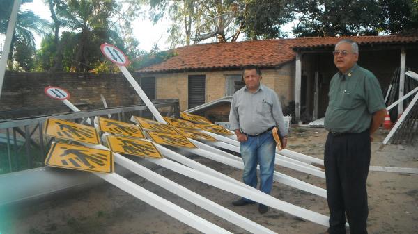 Vereadores Carlos Ant&ocirc;nio (PRTB) e Jos&eacute; Le&atilde;o (PSD).(Imagem:FlorianoNews)