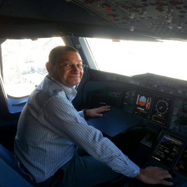 Irmão lamenta morte de piloto de avião que caiu com Marília Mendonça: "Ele era a pedra central da no