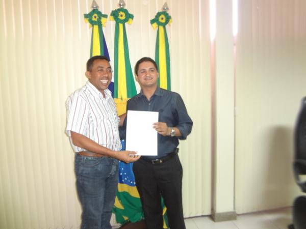Prefeitura de Floriano oficializa a sa&iacute;da dos secret&aacute;rios. (Imagem:FlorianoNews)