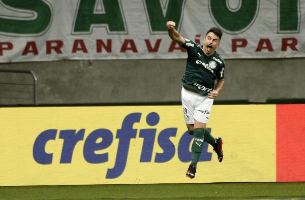 Willian diz que entende reformulação e explica decisão de deixar Palmeiras: "Momento certo"
