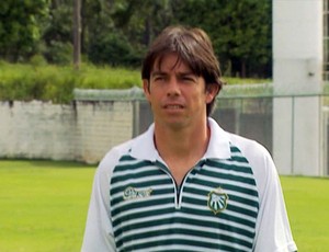 Maxsuel pode desafogar lateriais e aumentar o setor criativo do Vilhena