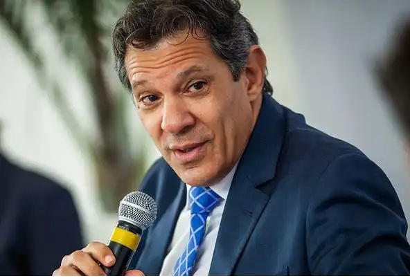 Fazenda cumpriu cronograma e arcabouço está na mão de Lula, diz Haddad