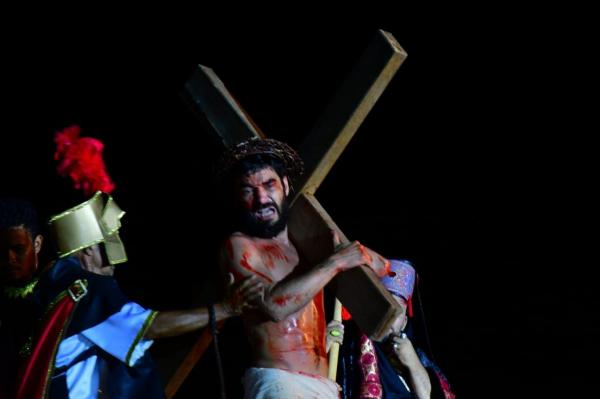 Em Floriano, Paixão de Cristo narra história de Jesus do batismo à ressurreição