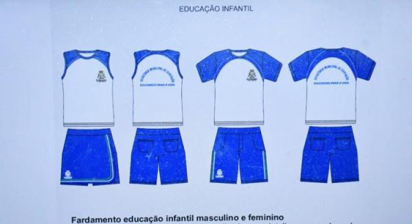 Educação de Floriano apresenta novo fardamento escolar(Imagem:Secom)