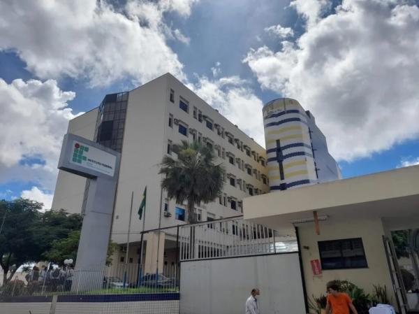 IFPI abre seleção de professores para o Programa PartiuIF