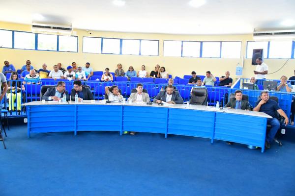  Audi&ecirc;ncia p&uacute;blica na C&acirc;mara Municipal discute a concess&atilde;o dos servi&ccedil;os de &aacute;gua e esgoto em Floriano(Imagem:CMF)