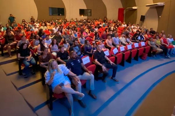 Circuito "Ai Que Riso" leva humor e cultura à Teresina com incentivo da Lei Aldir Blanc