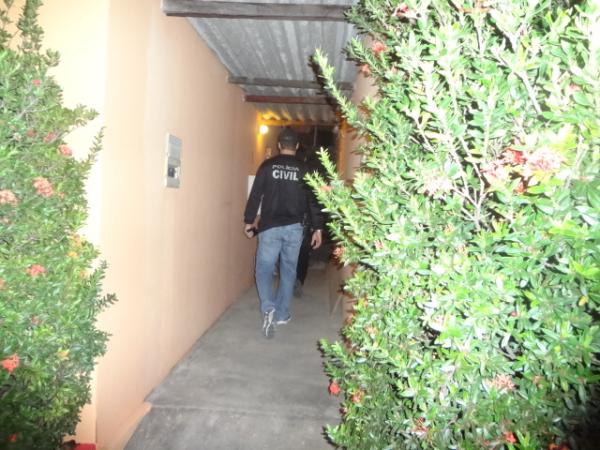 Pol&iacute;cia Civil e Conselho Tutelar realizaram vistorias nos mot&eacute;is de Floriano.(Imagem:FlorianoNews)