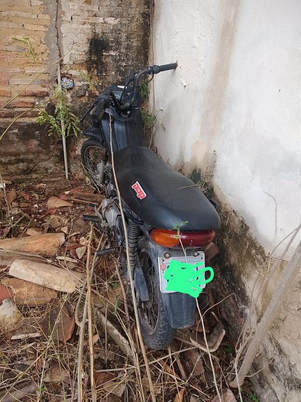 Polícia Militar recupera veículo roubado em Floriano