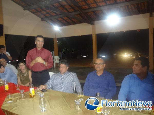 Confraterniza&ccedil;&atilde;o reuniu membros da Associa&ccedil;&atilde;o de Pastores Evang&eacute;licos de Floriano.(Imagem:FlorianoNews)