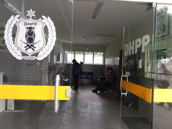Preso suspeito de matar jovem com 10 tiros e deixar corpo na Estrada da Alegria, em Teresina