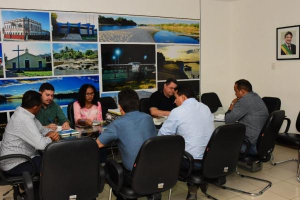 Reunião define logística do dia do sorteio das casas do Conjunto Alto da Cruz