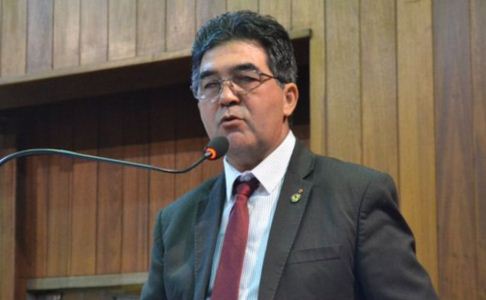 Limma pede tempo da liderança para reafirmar recomendação à base governista