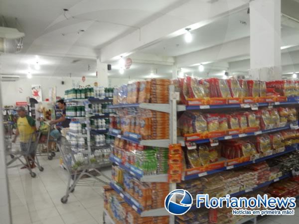Participe do arrai&aacute; de pre&ccedil;os baixos do P&atilde;o de Mel Supermercado.(Imagem:FlorianoNews)