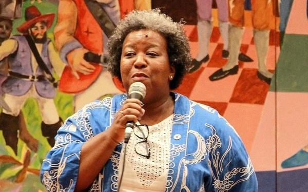 Denúncias de deportados pelos EUA são "muito graves", diz ministra