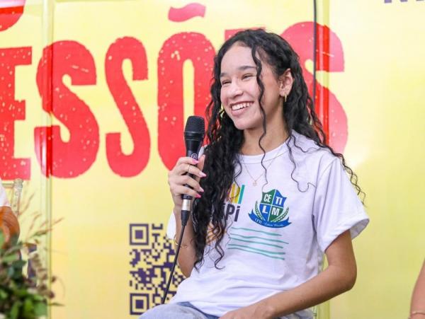 Estudante da Rede Estadual de Anísio de Abreu conquista bolsa para intercâmbio nos Estados Unidos