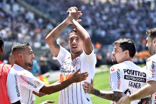 Plano de Ralf era se aposentar no Corinthians; clube recusou "contrato de lealdade" em 2019