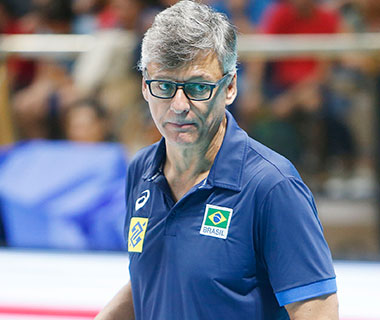 Renan pede paciência à seleção em confronto com a Rússia no Mundial