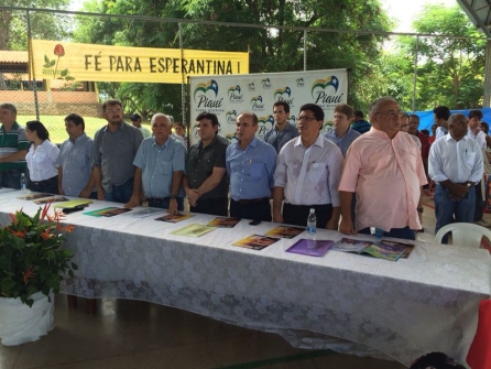 Themístocles Filho acompanha inauguração da primeira etapa do rodoanel de Esperantina
