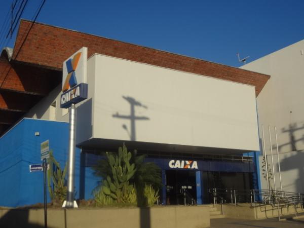 Caixa Econ&ocirc;mica realiza expediente neste s&aacute;bado em Floriano.(Imagem:FlorianoNews)
