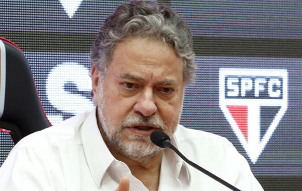 Julio Casares sofre impeachment e é afastado da presidência do São Paulo