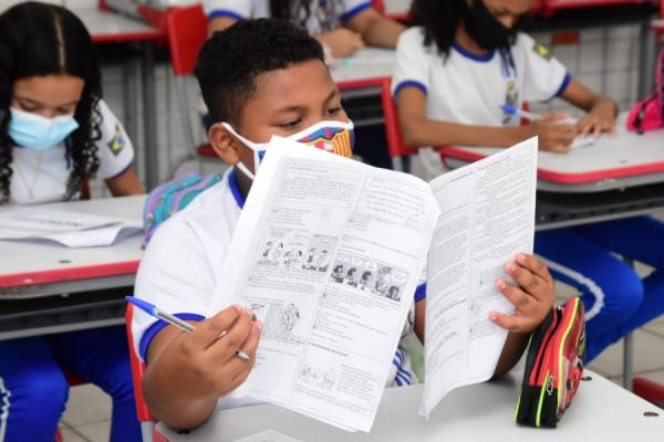 Alunos da rede municipal realizam simulado da prova SAEB