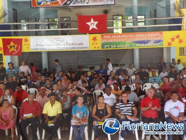 Militantes do PT se re&uacute;nem em Floriano para comemorar 34 anos de funda&ccedil;&atilde;o do Partido.(Imagem:FlorianoNews)