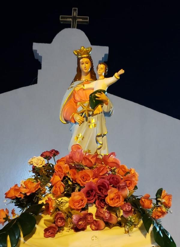 Fiéis participam do encerramento do tradicional festejo de Nossa Senhora da Guia