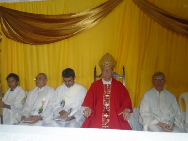 Cat&oacute;licos florianenses participam do encerramento dos festejos de Santa Cruz. (Imagem:FlorianoNews)