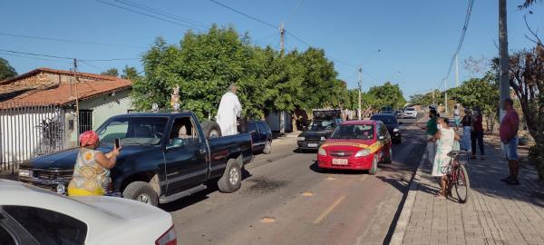 Ben&ccedil;&atilde;o dos motoristas.(Imagem:FlorianoNews)