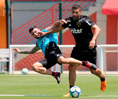 São Paulo visita Botafogo e tenta manter bom retrospecto contra cariocas
