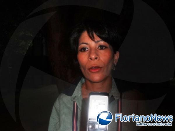 Luciana Acioly, gerente da 10&ordf; Ger&ecirc;ncia Regional de Educa&ccedil;&atilde;o. (Imagem:FlorianoNews)